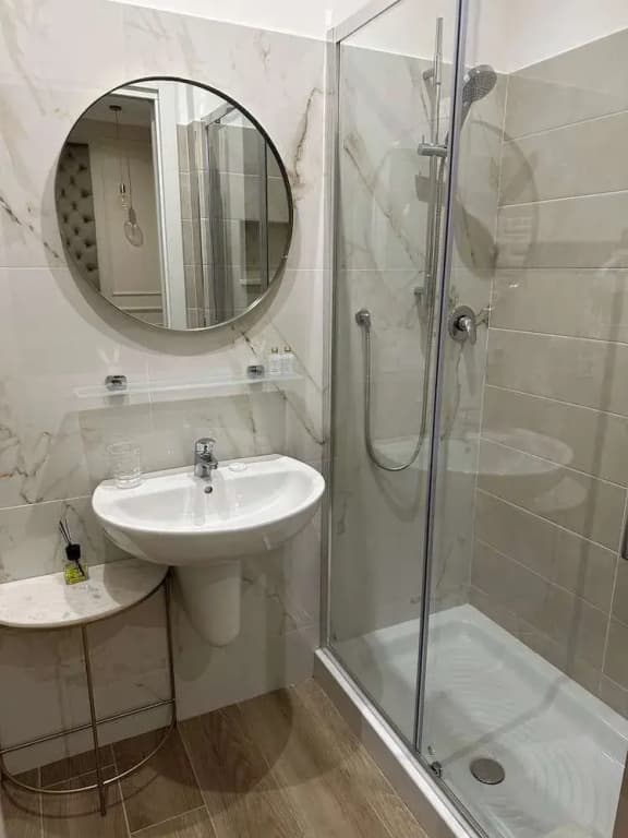 NLM Boutique Suites - photo 8