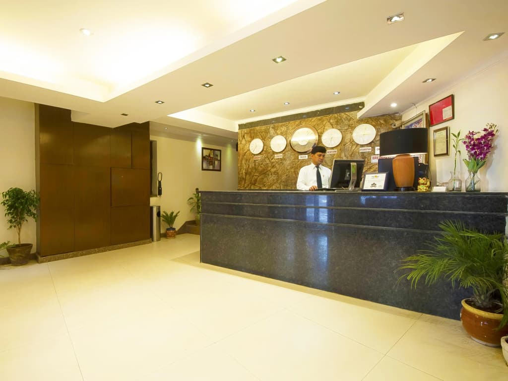 Hotel City Centre - photo 2