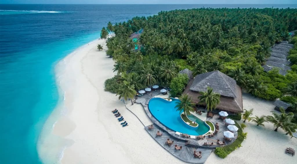 Filitheyo Island Resort - photo 2