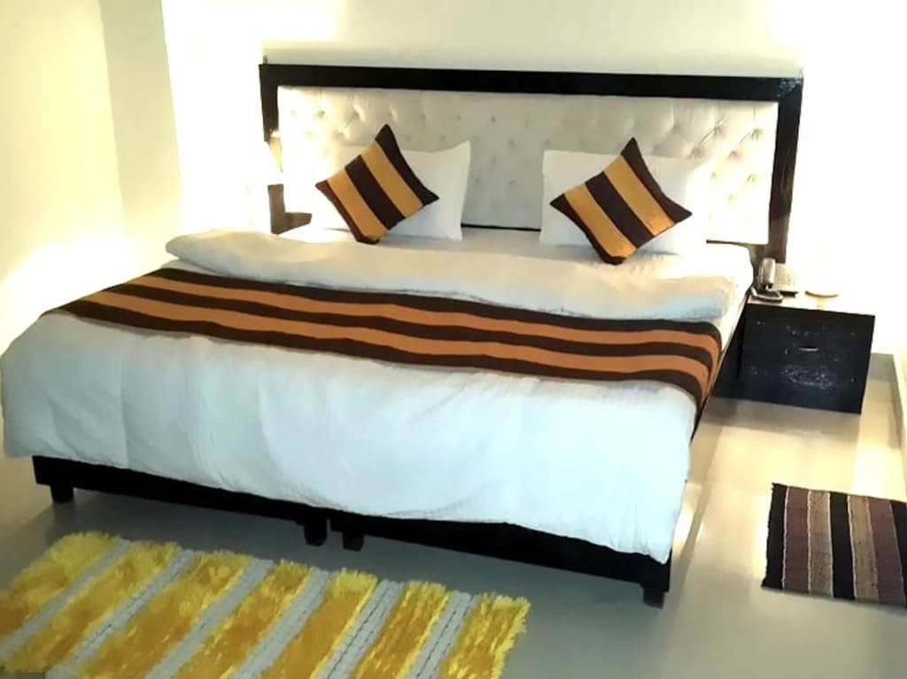 Glt Hotel Radiance - photo 1