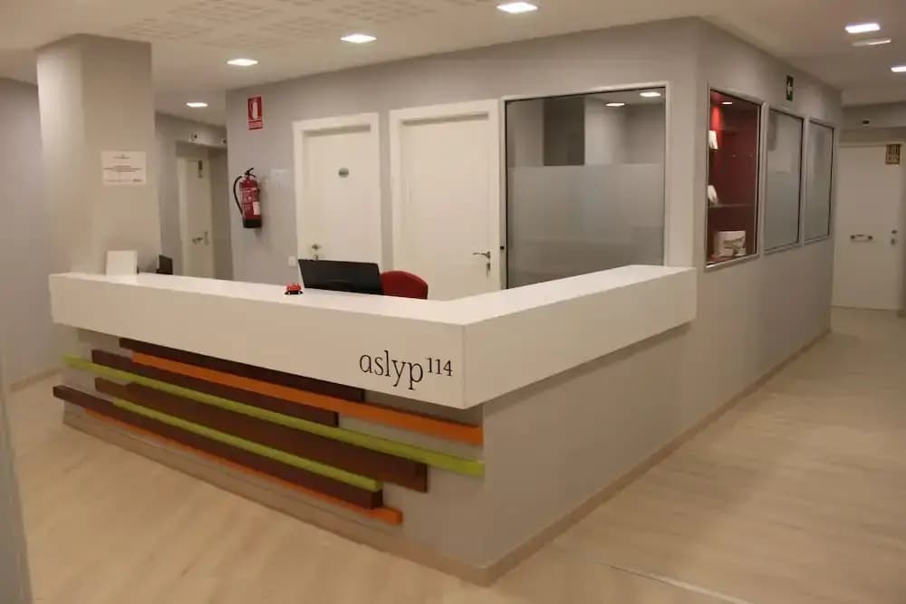 Hostal Aslyp 114 - photo 17