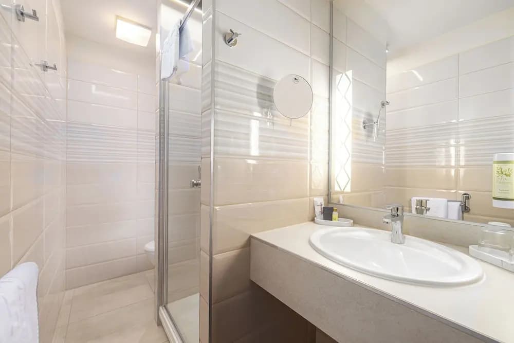Carlton Hotel Buda Castle - photo 9