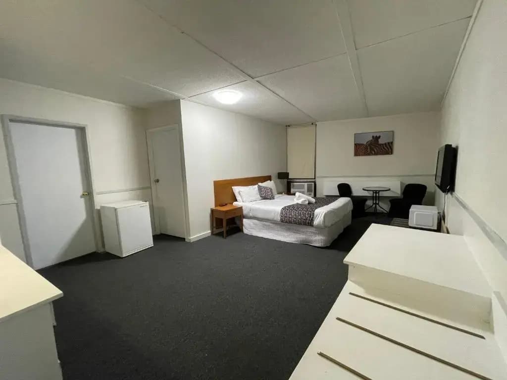 Parkside Inn Motel - photo 6