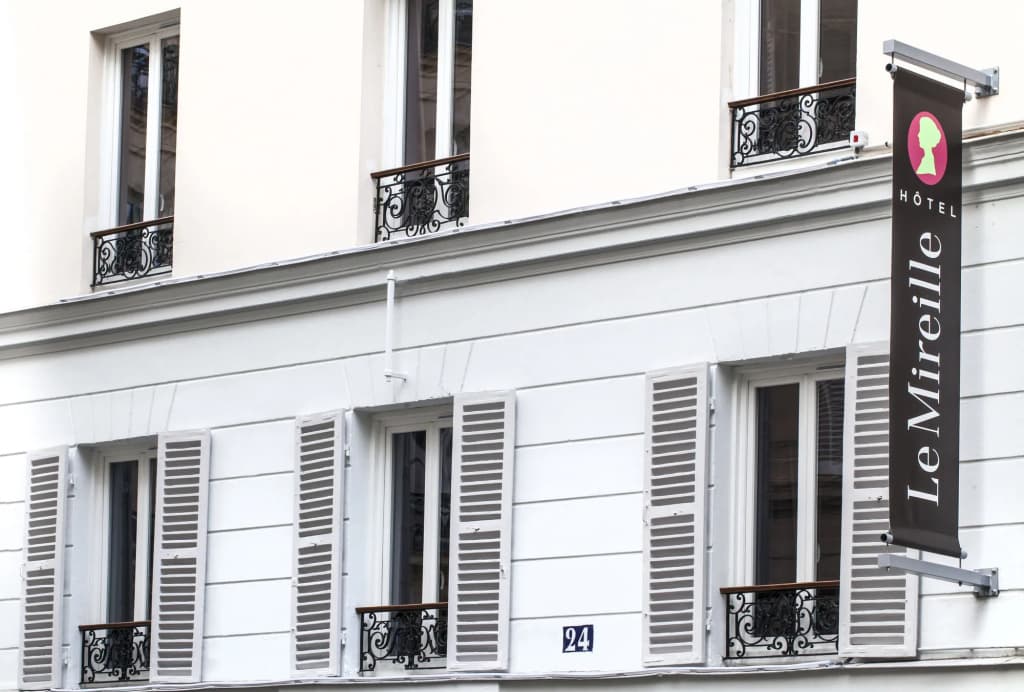 Hôtel Le Mireille - main photo