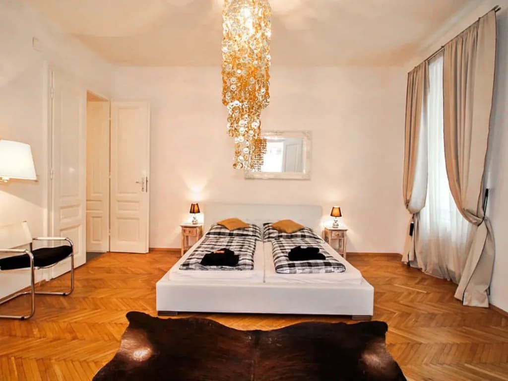 Romantic Living - photo 2