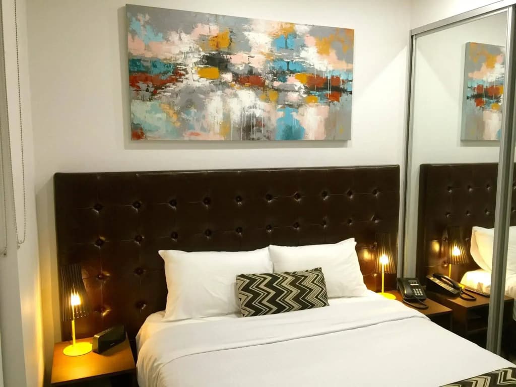 Whitehorse Apartment Hotel - photo 2