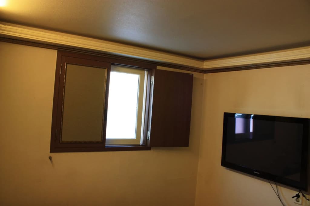 Coups Hotel - photo 5