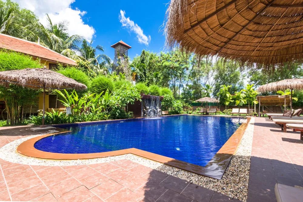 The Pool and Palm Villa - photo 18