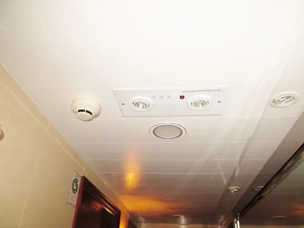 Peace Guest House - Hong Kong - photo 10