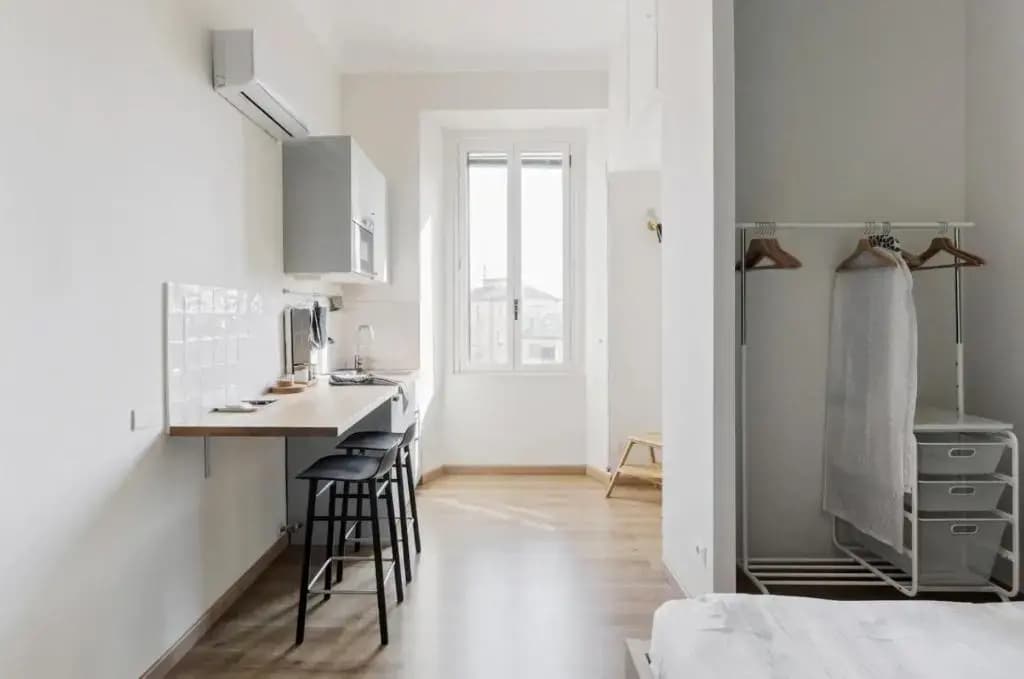 Minimal and Charming studio in Isola District - photo 5