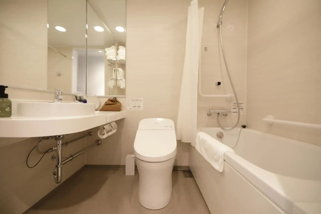 Nippon Seinenkan Hotel - photo 9