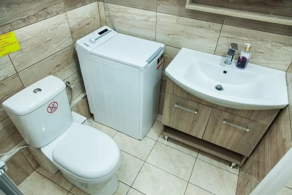Cozy and Comfy Central Athens Apt. - photo 9