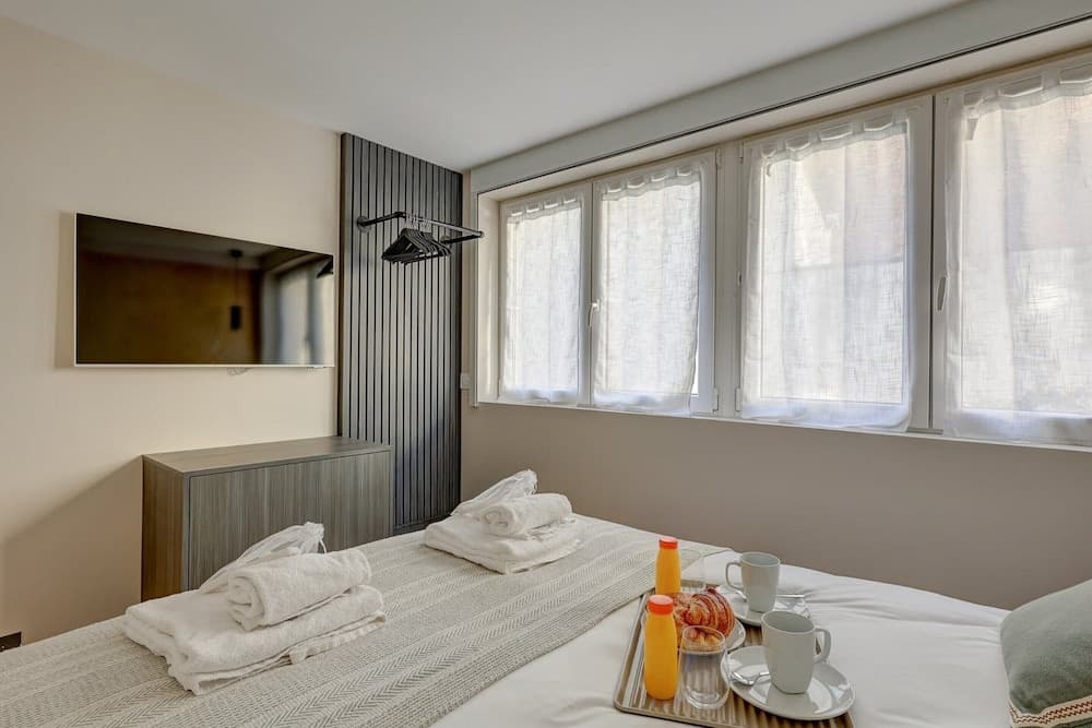 Sublime AC Apartment Eiffel Tower Champs de Mars - photo 9