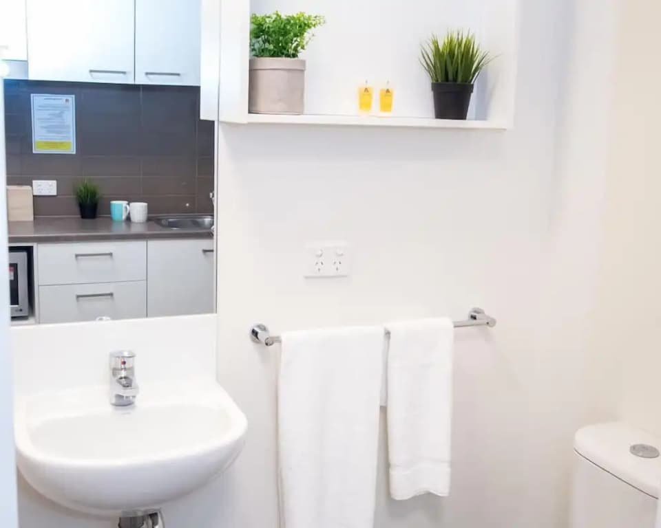 Deakin Residential Services - photo 7