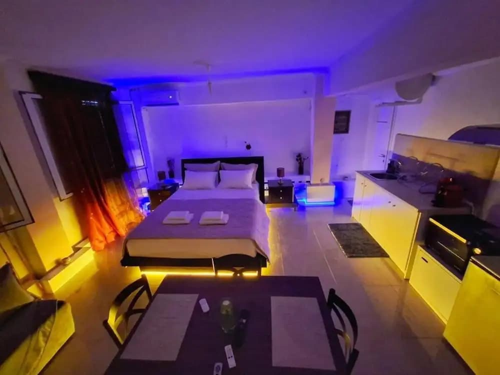 Acropolis Echoes Apartment - photo 3