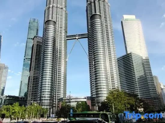 Sky Suites @ KLCC - photo 1