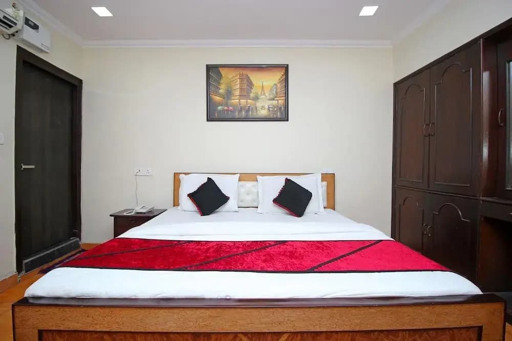 OYO 4883 Duke Hotel - photo 6