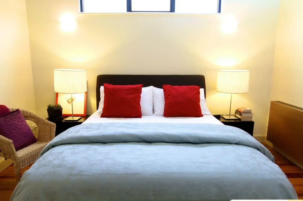 Apartment2c - Old Hat Factory - photo 3