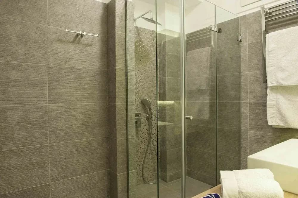 Athens Luxurious Suite Syntagma Square 4 - photo 9