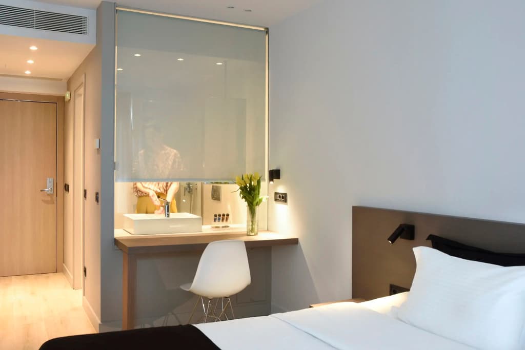 Poseidon Athens Hotel - photo 11