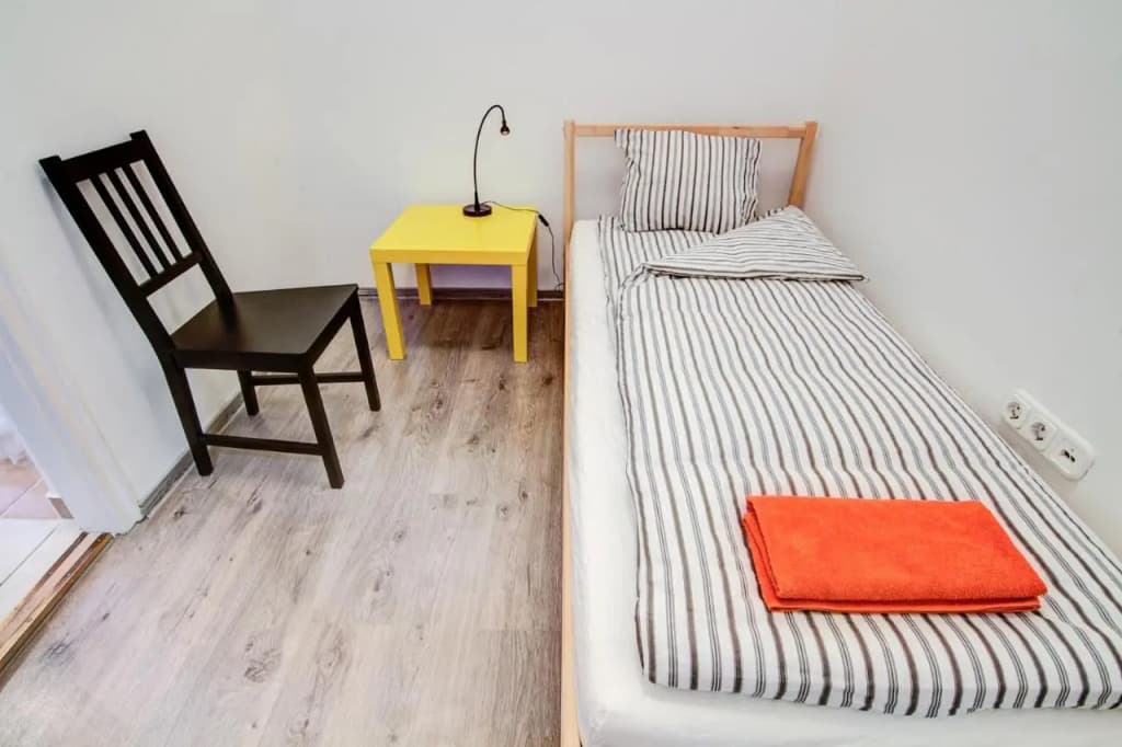 Oktogon Apartment - photo 19