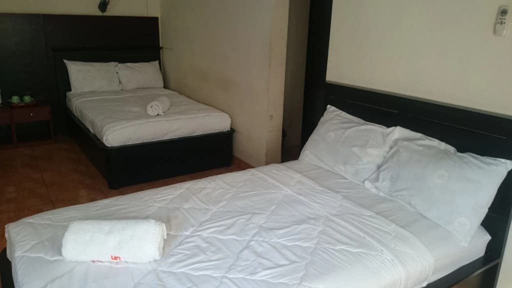 Agus Beach Inn - photo 4