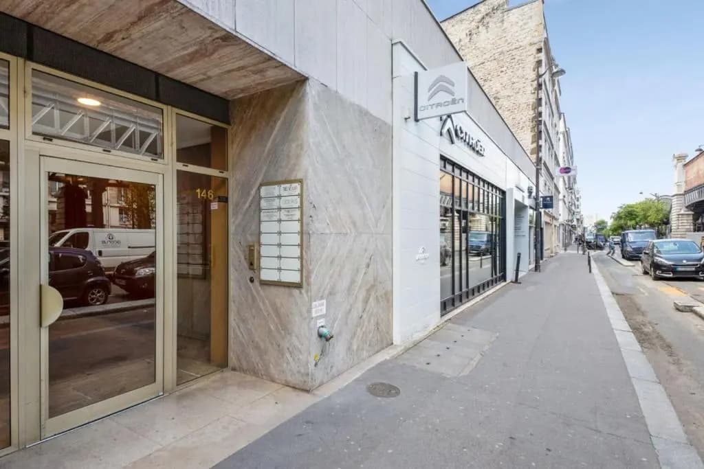 Sunny & quiet 2br near the Eiffel Tower Invalides Beaugrenelle Welkeys - photo 1