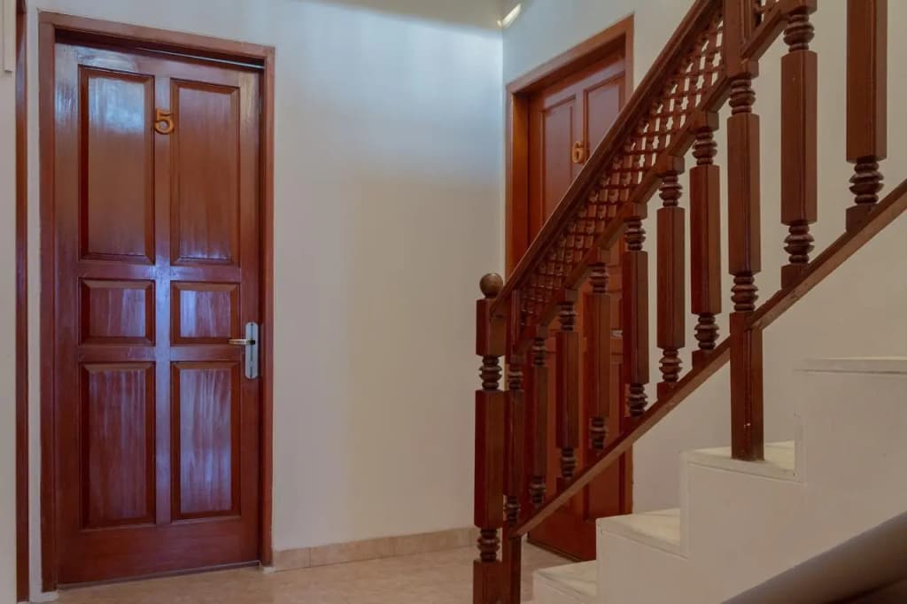OYO 366 Thamadhiro Residence - photo 10