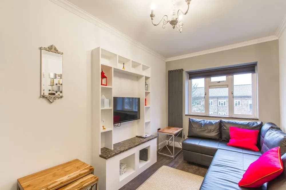 Luxury London Apartment 5-double rooms - photo 5
