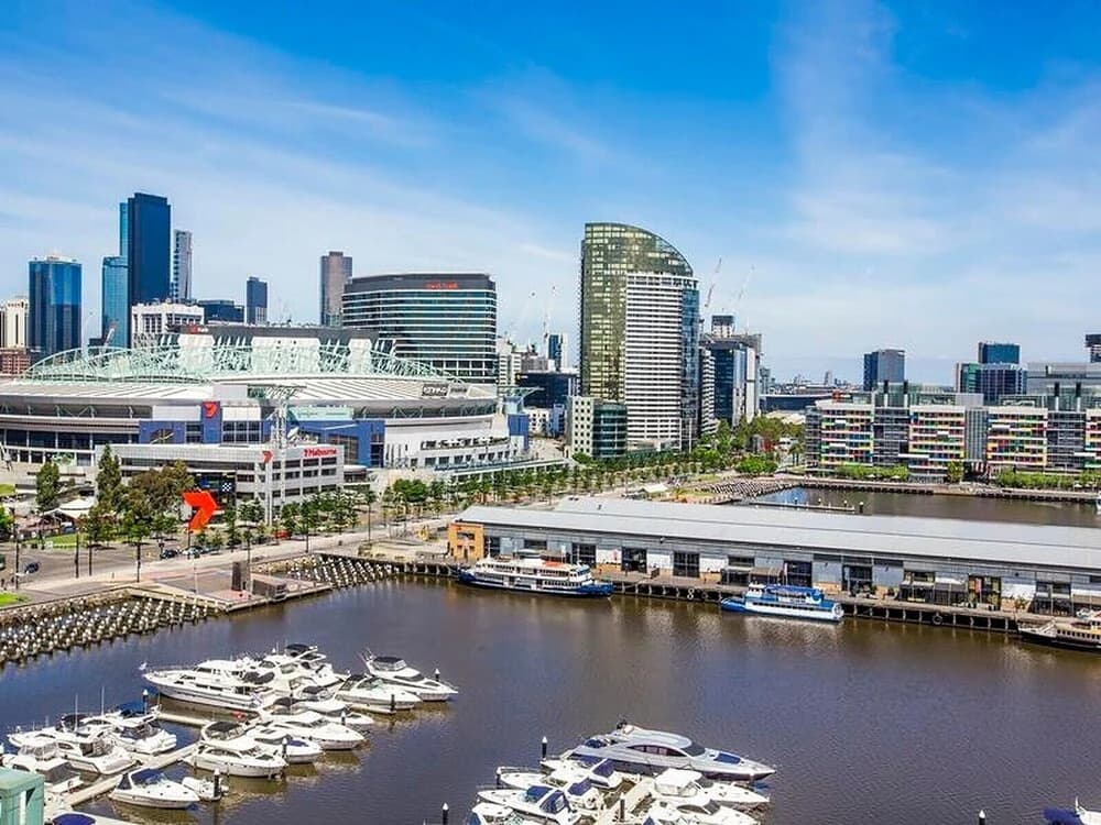Docklands Waterfront 1006PR 2 Bed Free Wifi - photo 11
