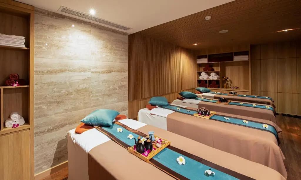 Sala Danang Beach Hotel - photo 21