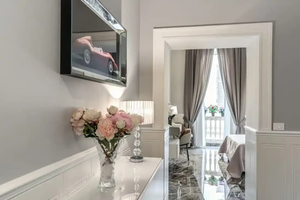 Spanish steps Oasis Suites - photo 17