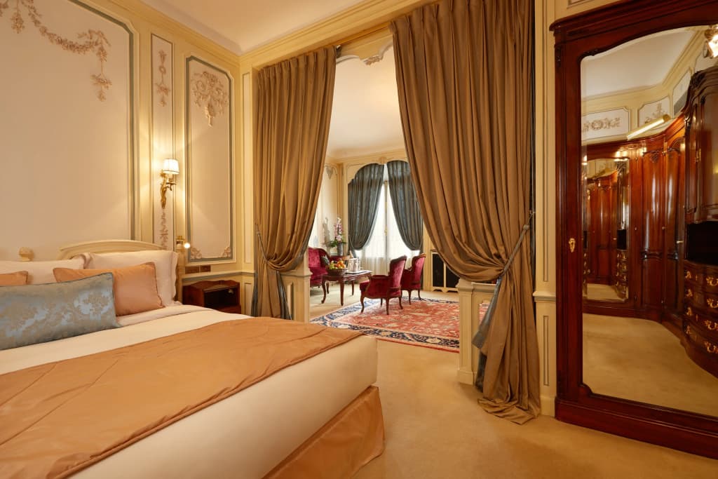 Hotel Raphael - photo 29
