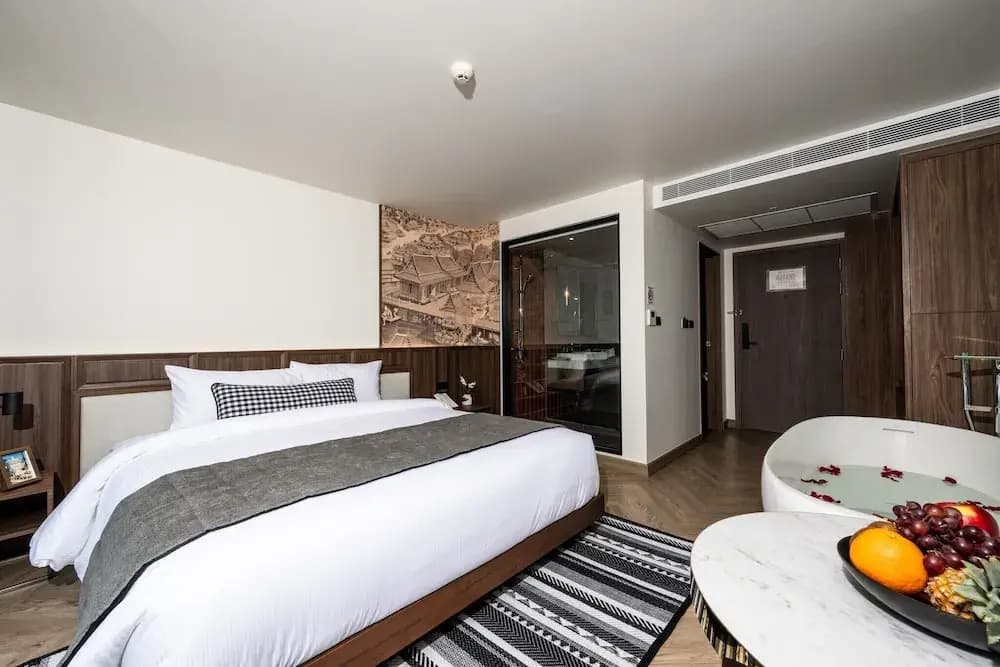 We Hotel Riverfront - photo 7