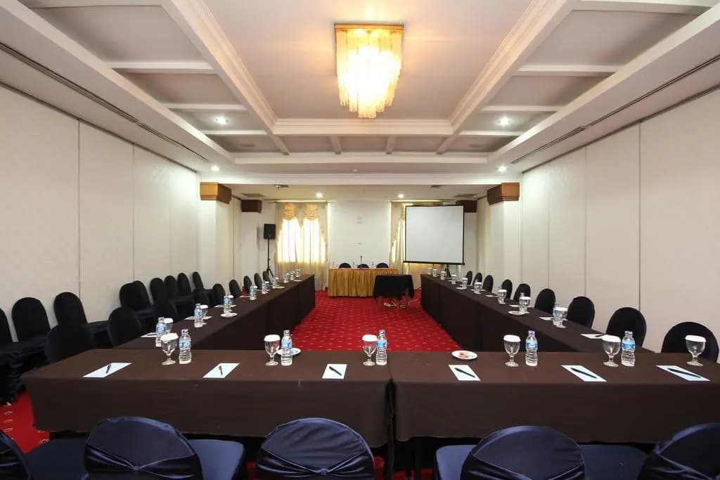 Hotel Maharani - photo 14