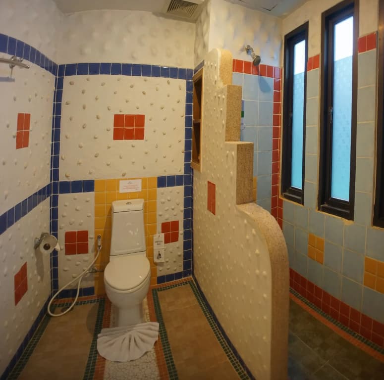 Phranang Place Hotel - photo 8