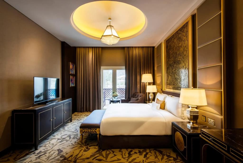 Ezdan Palace Hotel - photo 5