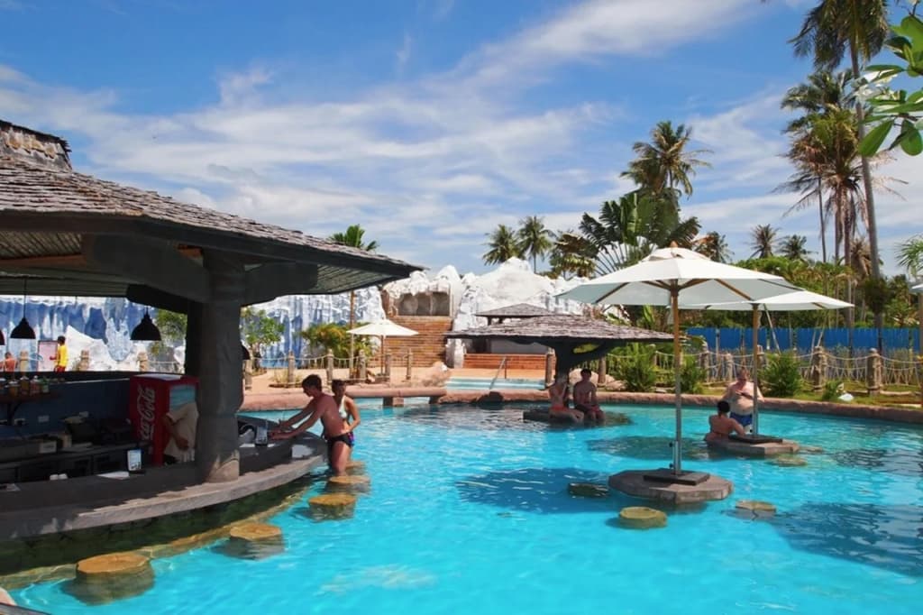 Splash Beach Resort - photo 12