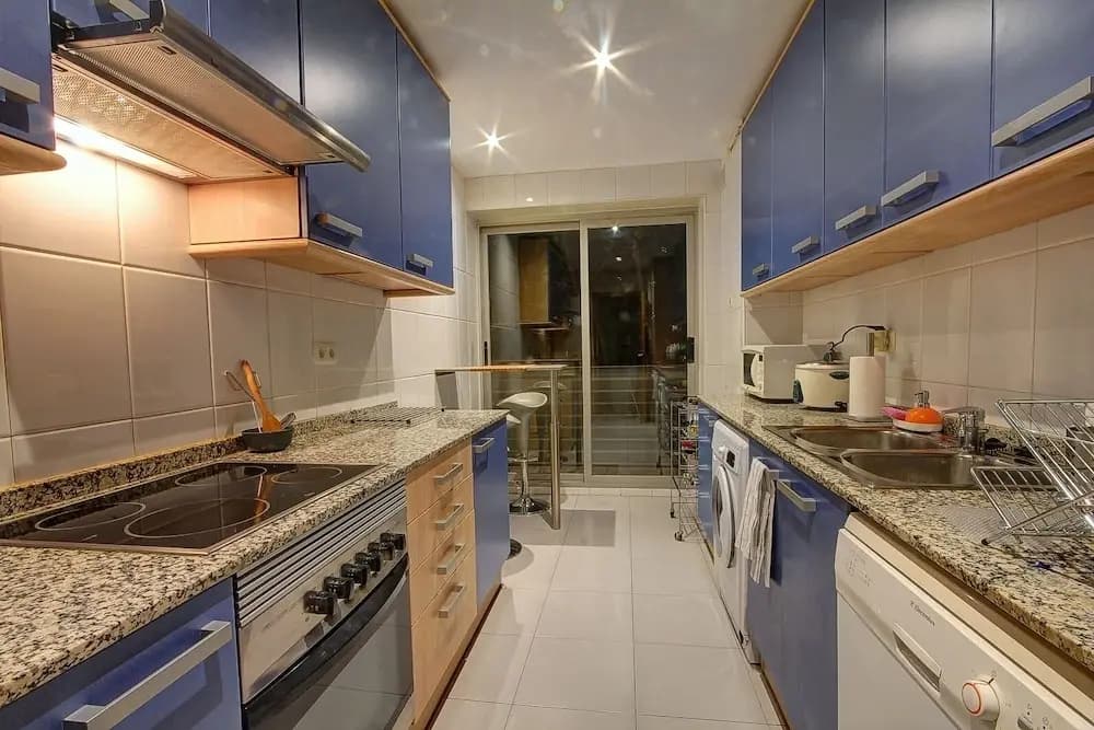 1337 R1 Single Room in a Profesionals Flat Shared - photo 11