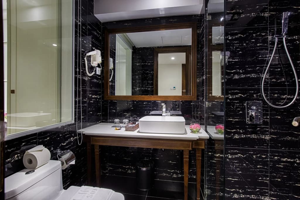 Adaline Hotel & Suite - photo 9