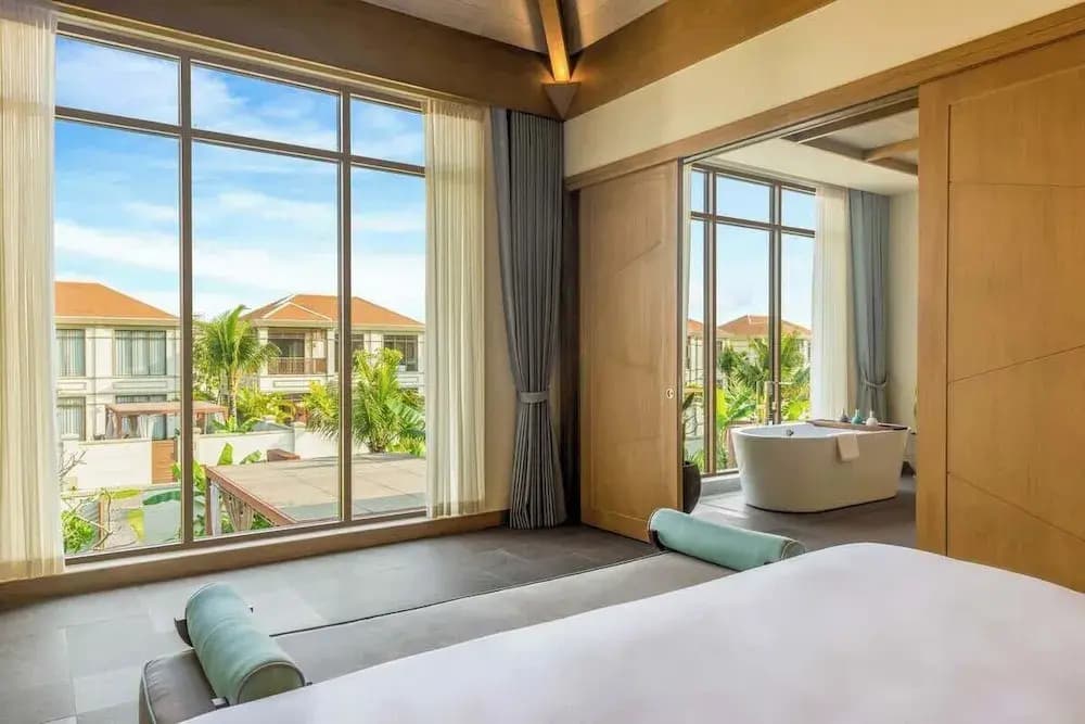 Beachside Villa: 2BR Private Pool & Breakfast - photo 4
