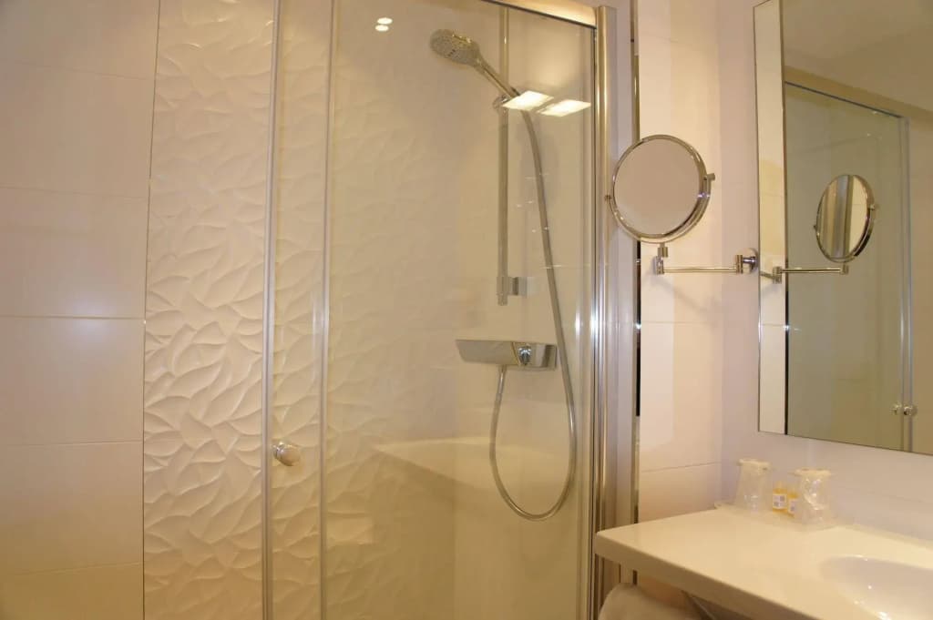 Hotel Ambassador Nice - photo 9