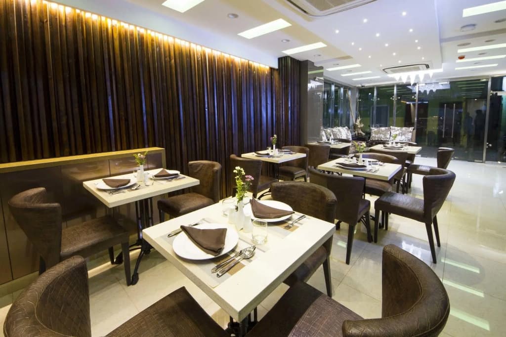 Laze by Somerset Inn - photo 16