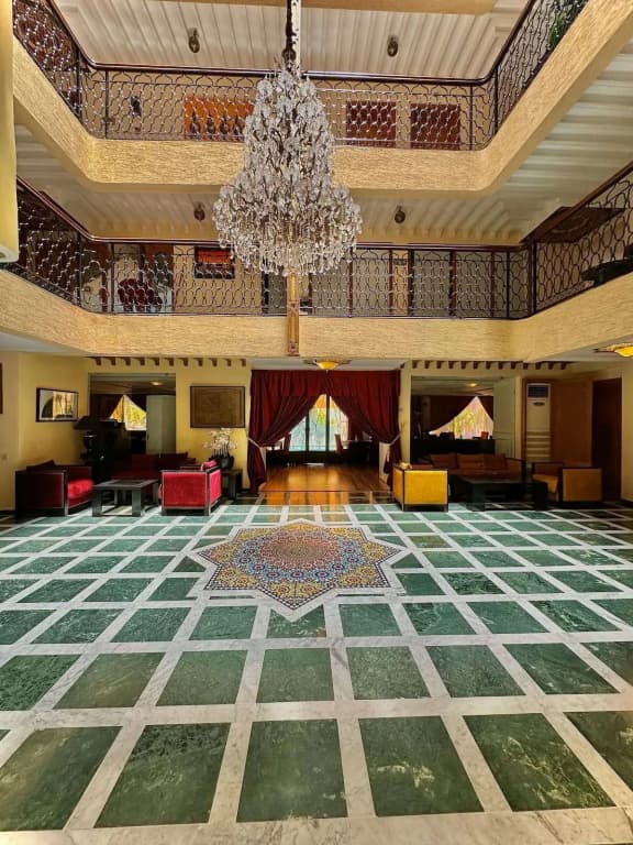 Hôtel Les Trois Palmiers - photo 16
