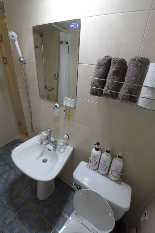 David House - photo 6