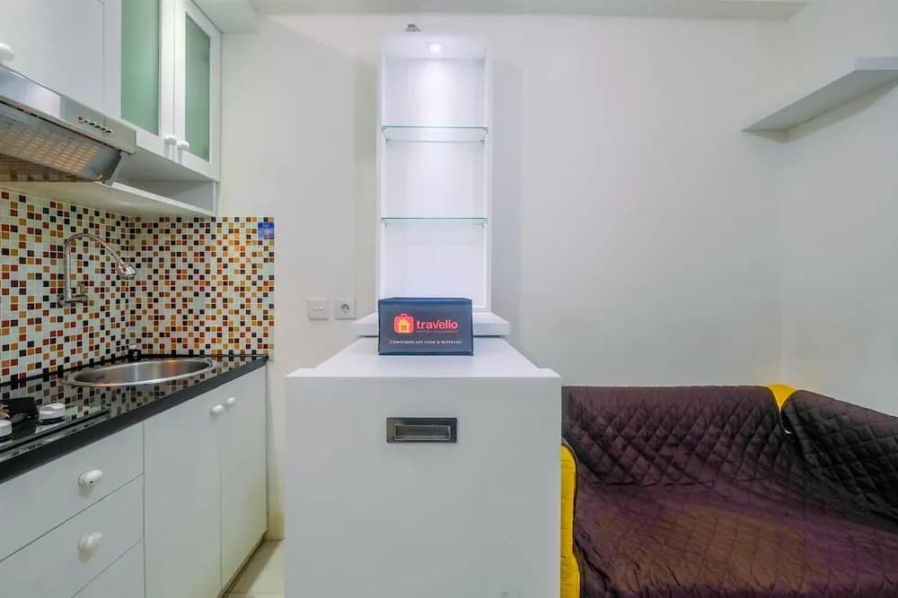 Relaxing 2BR at Green Pramuka Apartment - photo 12