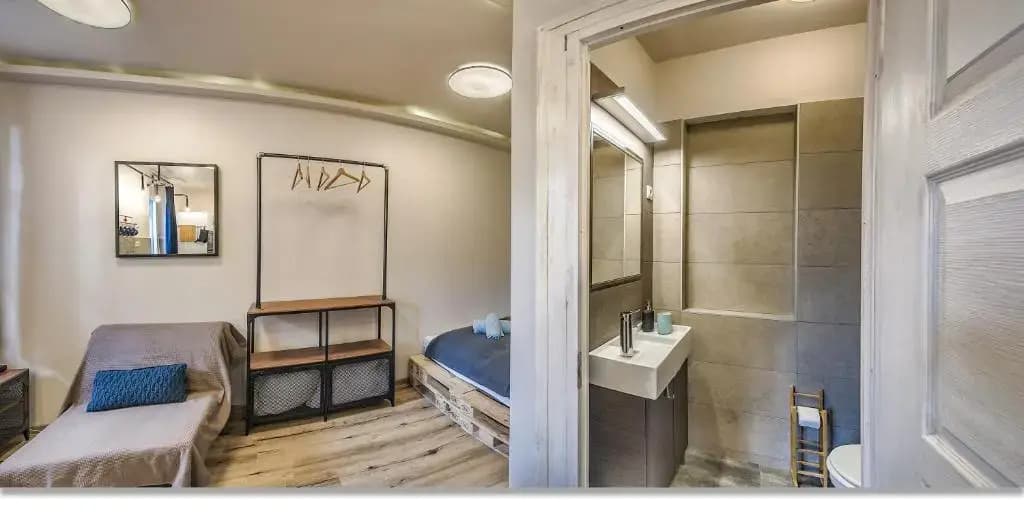 Downtown Boutique Suite - photo 2