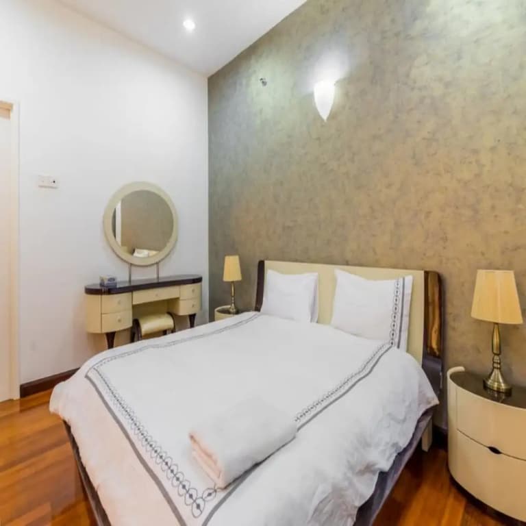 Royal Luxury Bukit Ceylon - photo 2