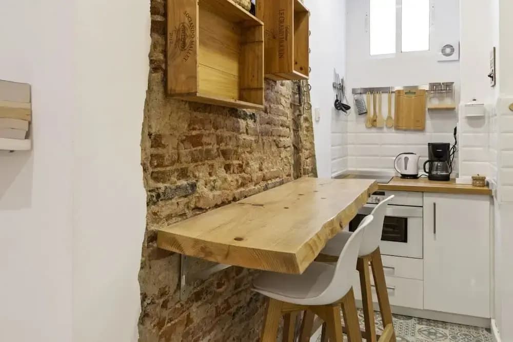Space-saving Designer Apartment With One Bedroom in Chamberí, Madrid - photo 10