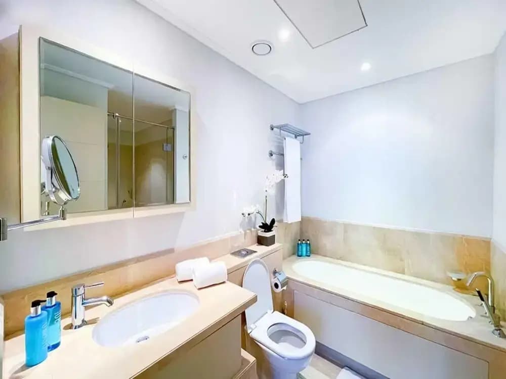 Amazing 1BR APT Downtown - photo 10